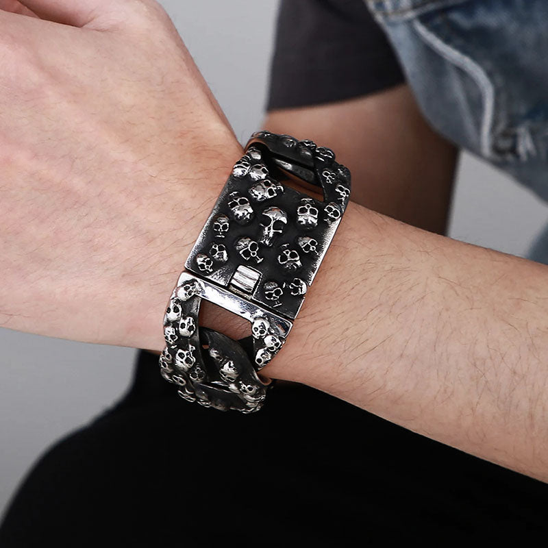 Gothic Skull Head Curb Chain Bracelet