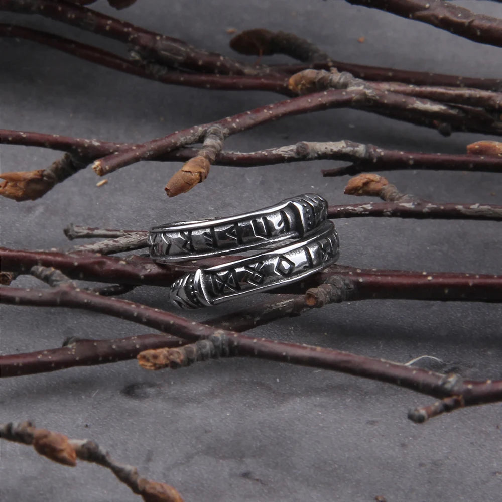 Odin’s Oath Rune Ring