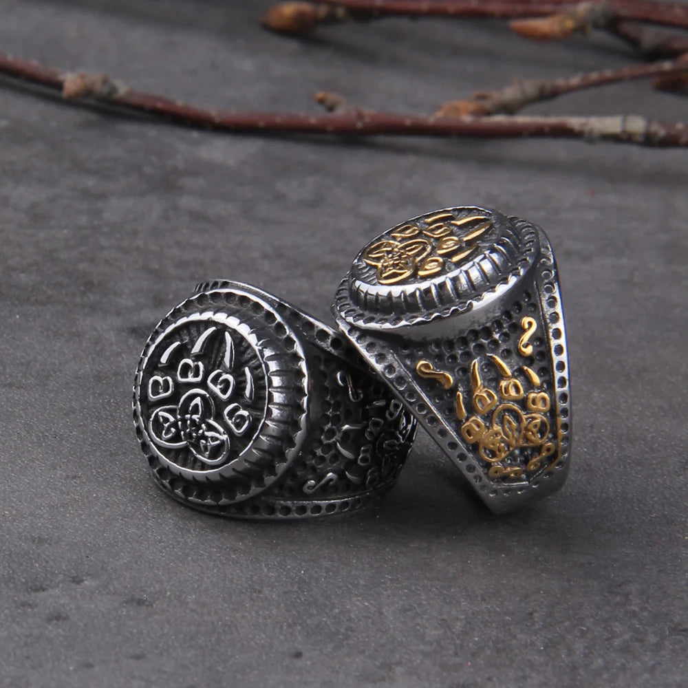 Veles Bear Paw Talisman Ring