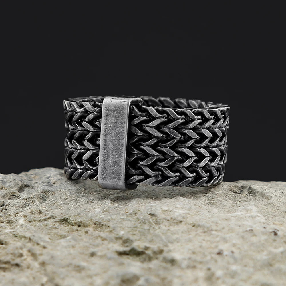 Chain Link Mesh Ring