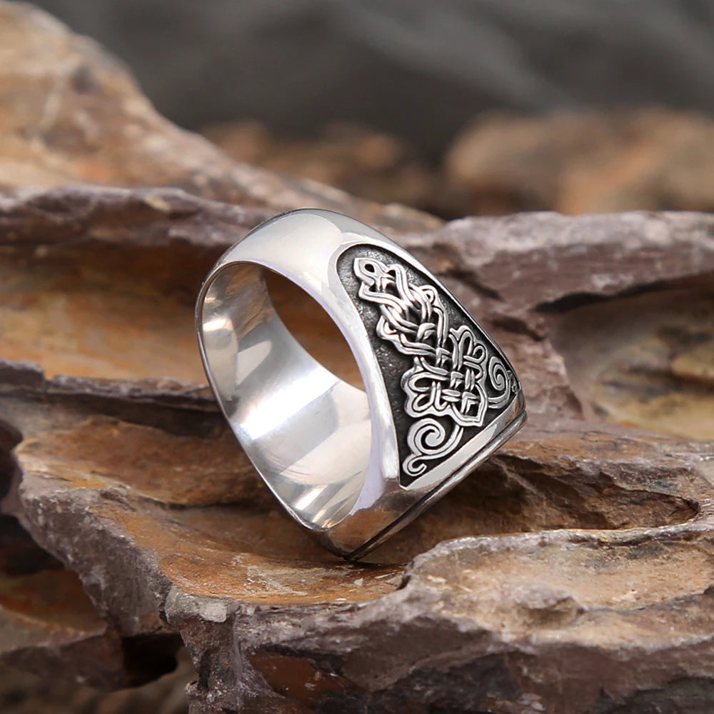 Punk Knight Celtic Ring