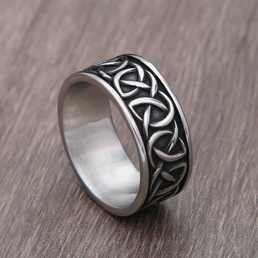 Celtic Wolf Knot Ring