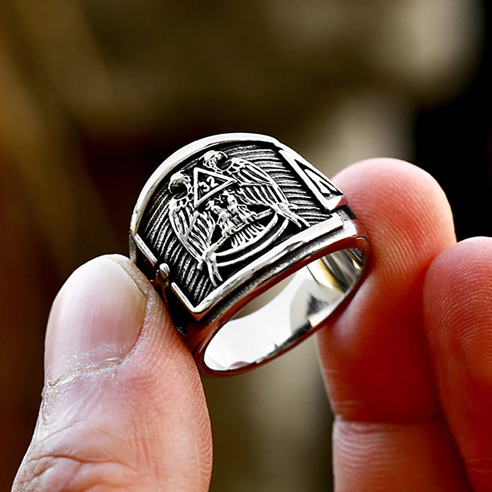 Vintage Masonic Double Eagle Ring