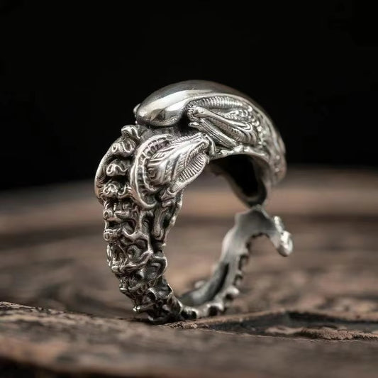 Alien Phantom Ring