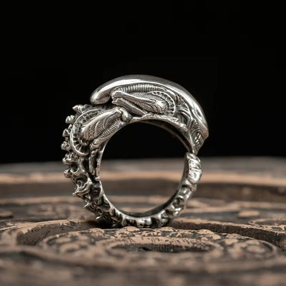 Alien Phantom Ring
