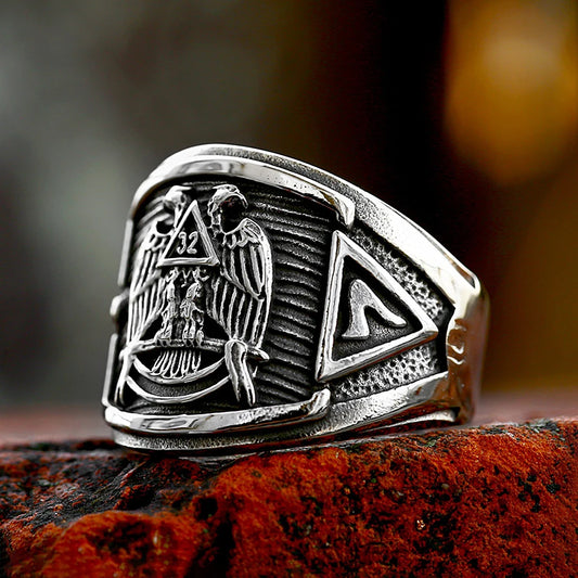 Vintage Masonic Double Eagle Ring