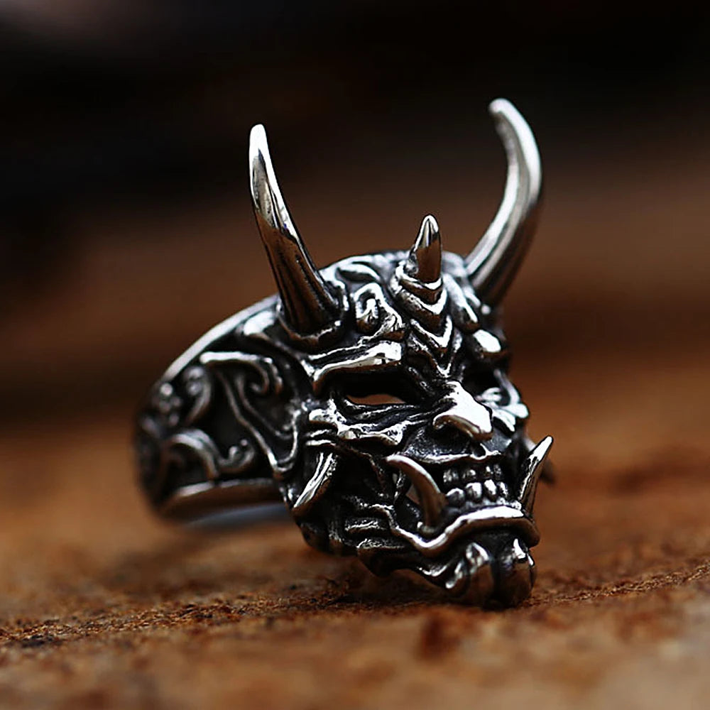 Prajna Gothic Mask Ring